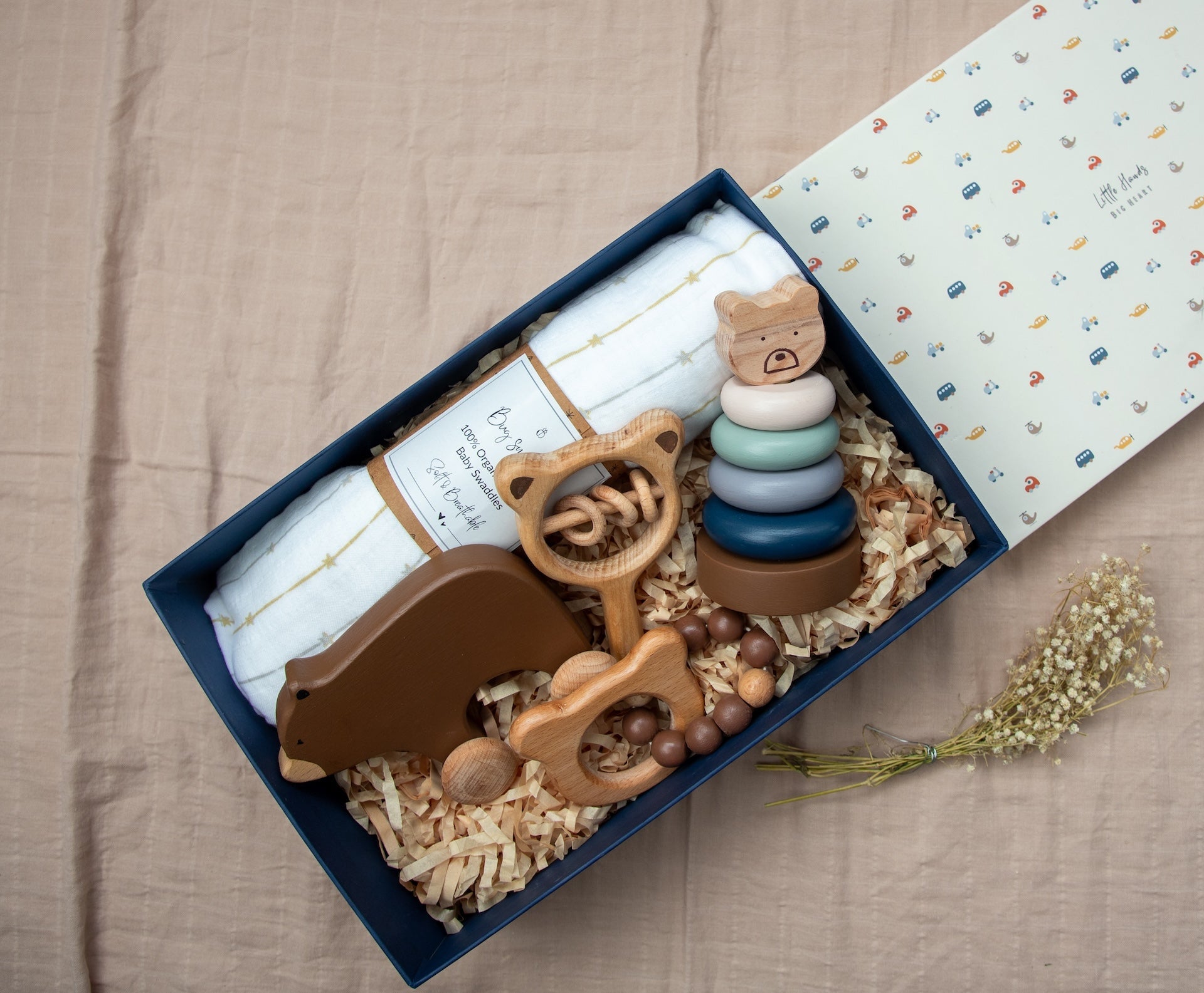 Birch & Bug Bear Newborn Gift Box - Set of 5