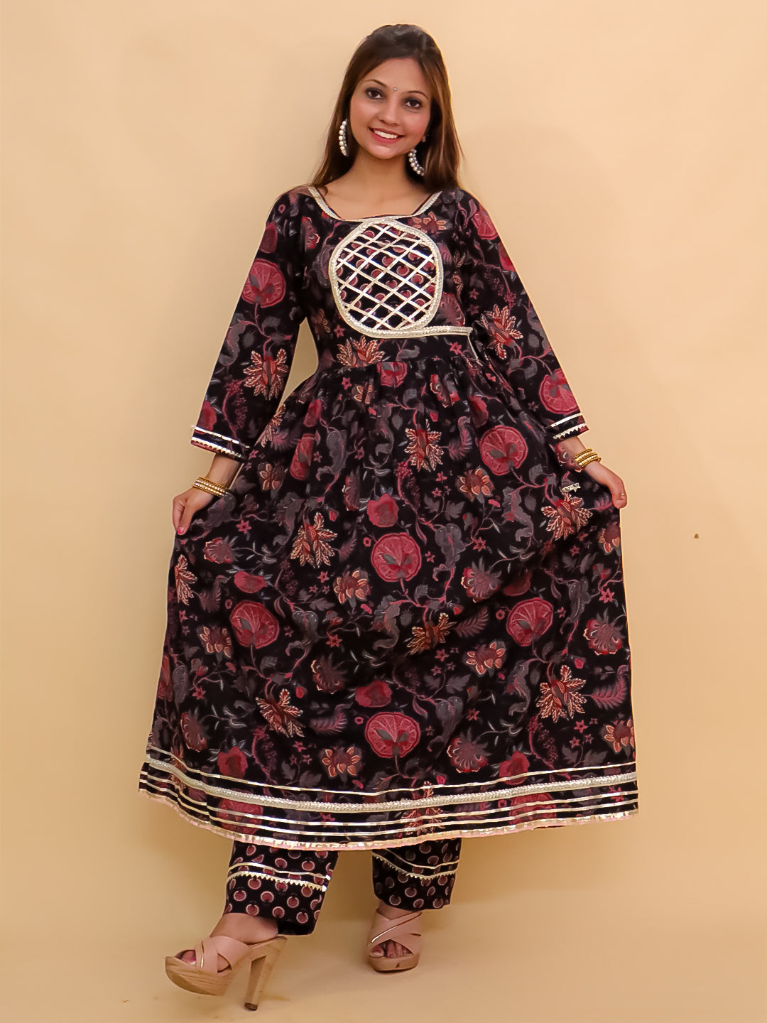 Twinning Combo-Kaali Katha Womens Kurta Set with Girls Anarkali Sharara Set