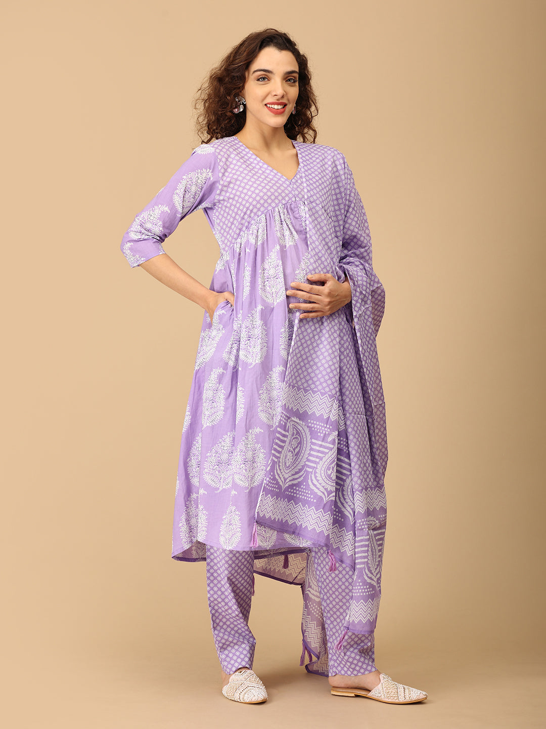 Mehfil Mohabbat Maternity and Nursing Kurta Set With Dupatta