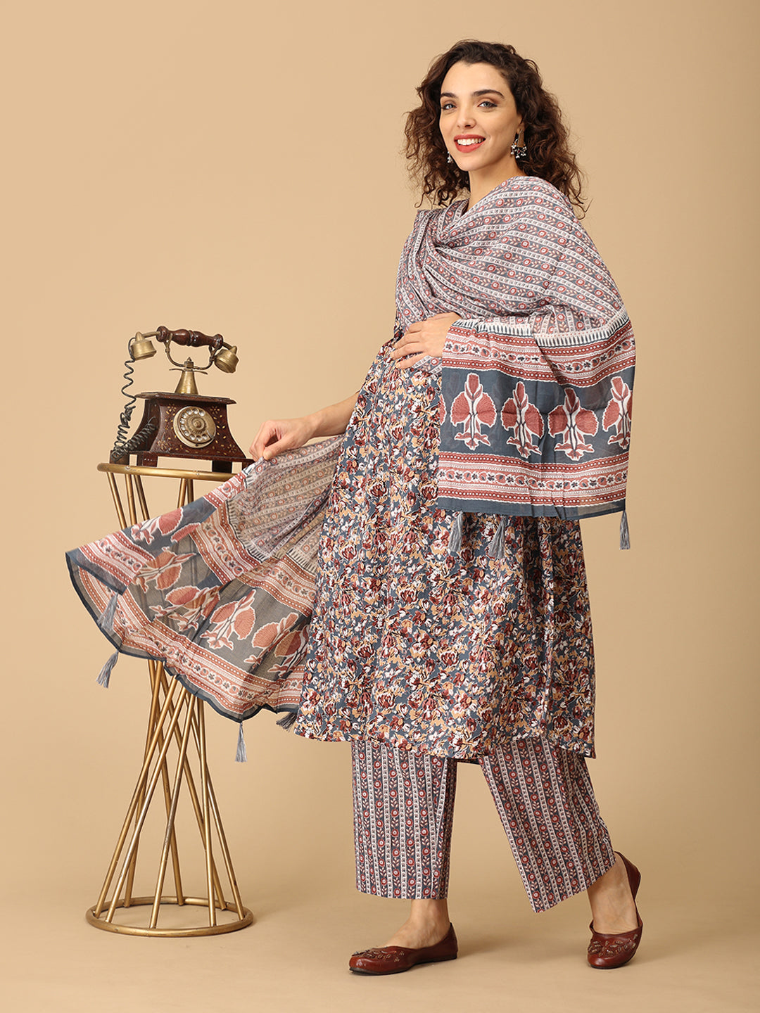 Pari Mahal Maternity and Nursing Kurta Set With Dupatta