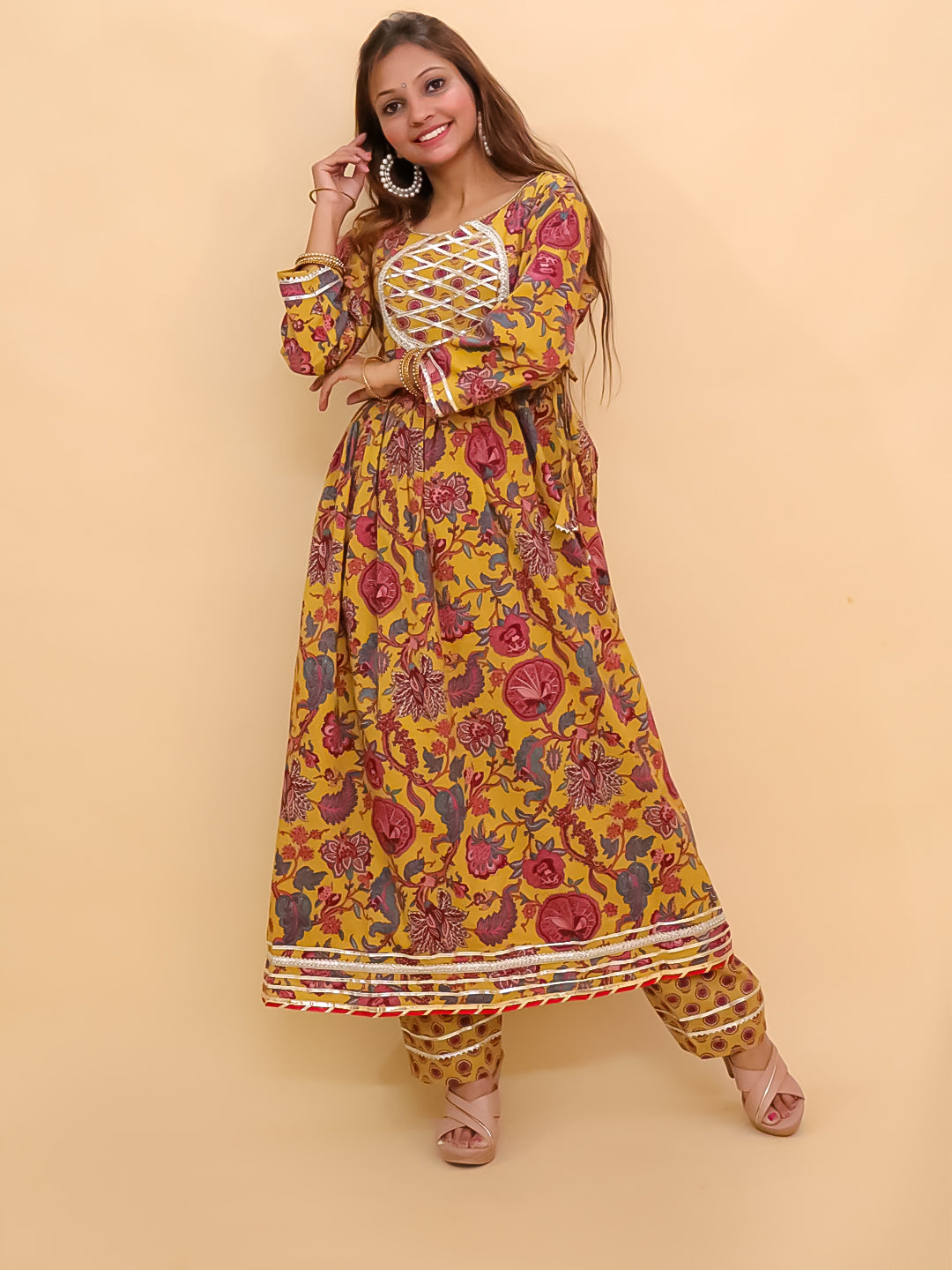 Twinning Combo-Peele Phool Womens Kurta Set with Girls Anarkali Sharara Set