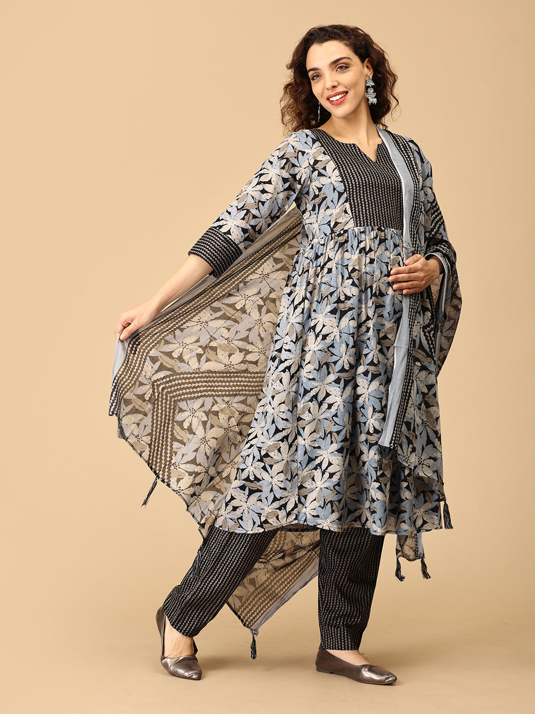 Raag Ranjani Maternity and Nursing Kurta Set With Dupatta