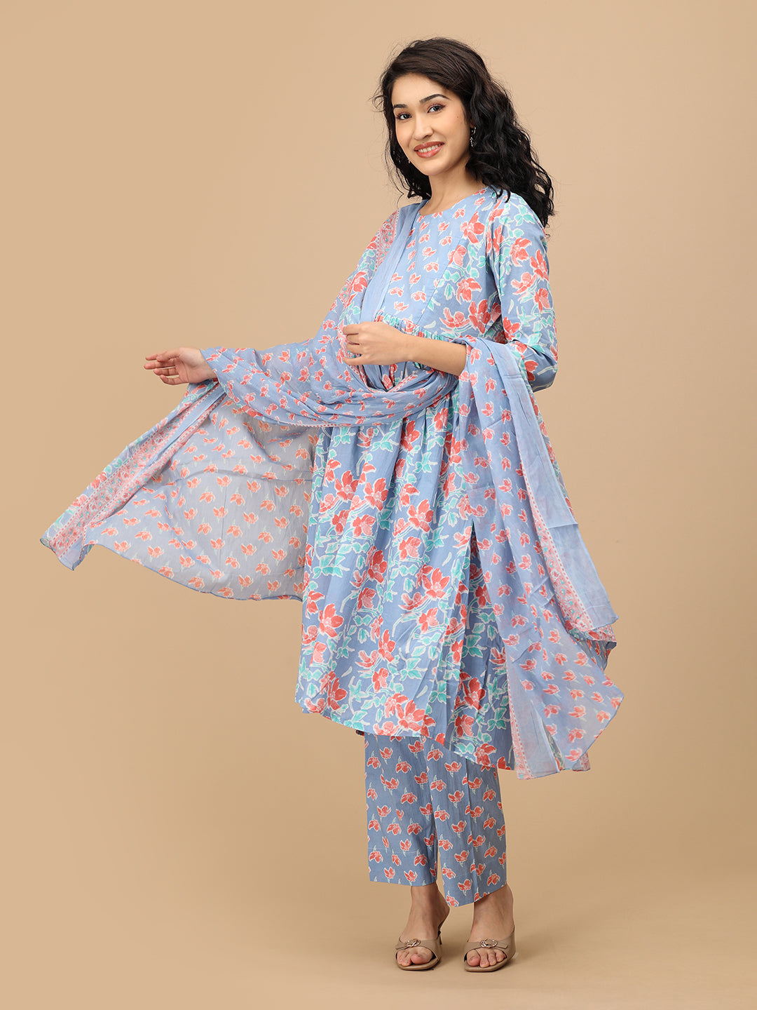Blue maternity and nursing kurta set with floral print and matching dupatta – front view of pregnant model.