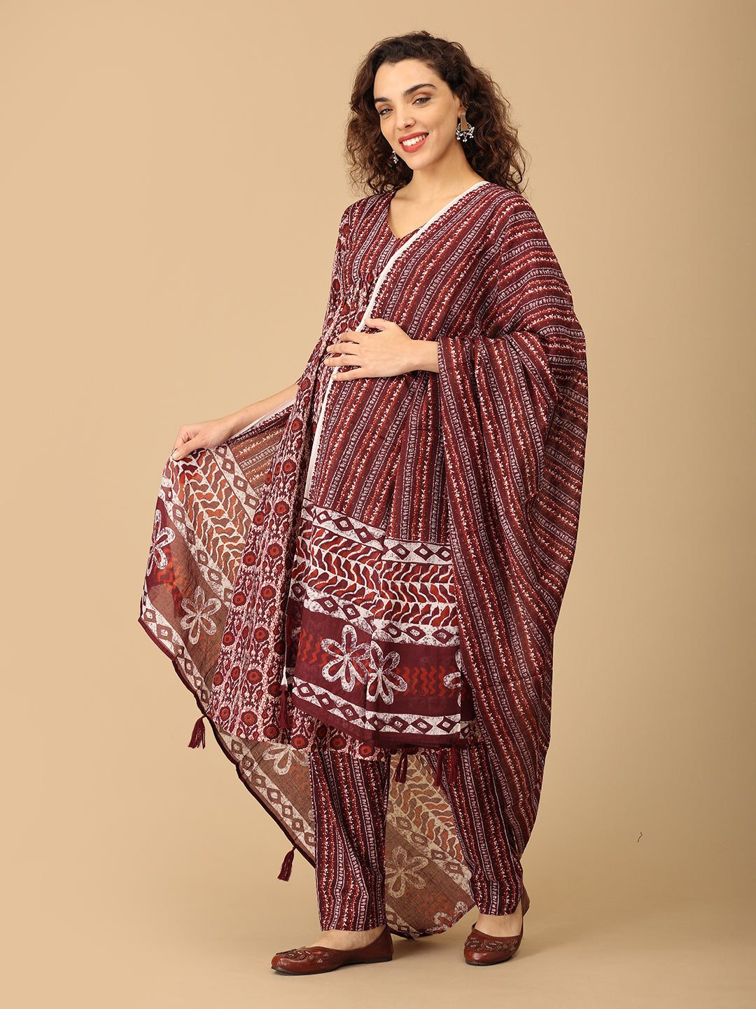 Sanskrit Smriti Maternity and Nursing Kurta Set With Dupatta