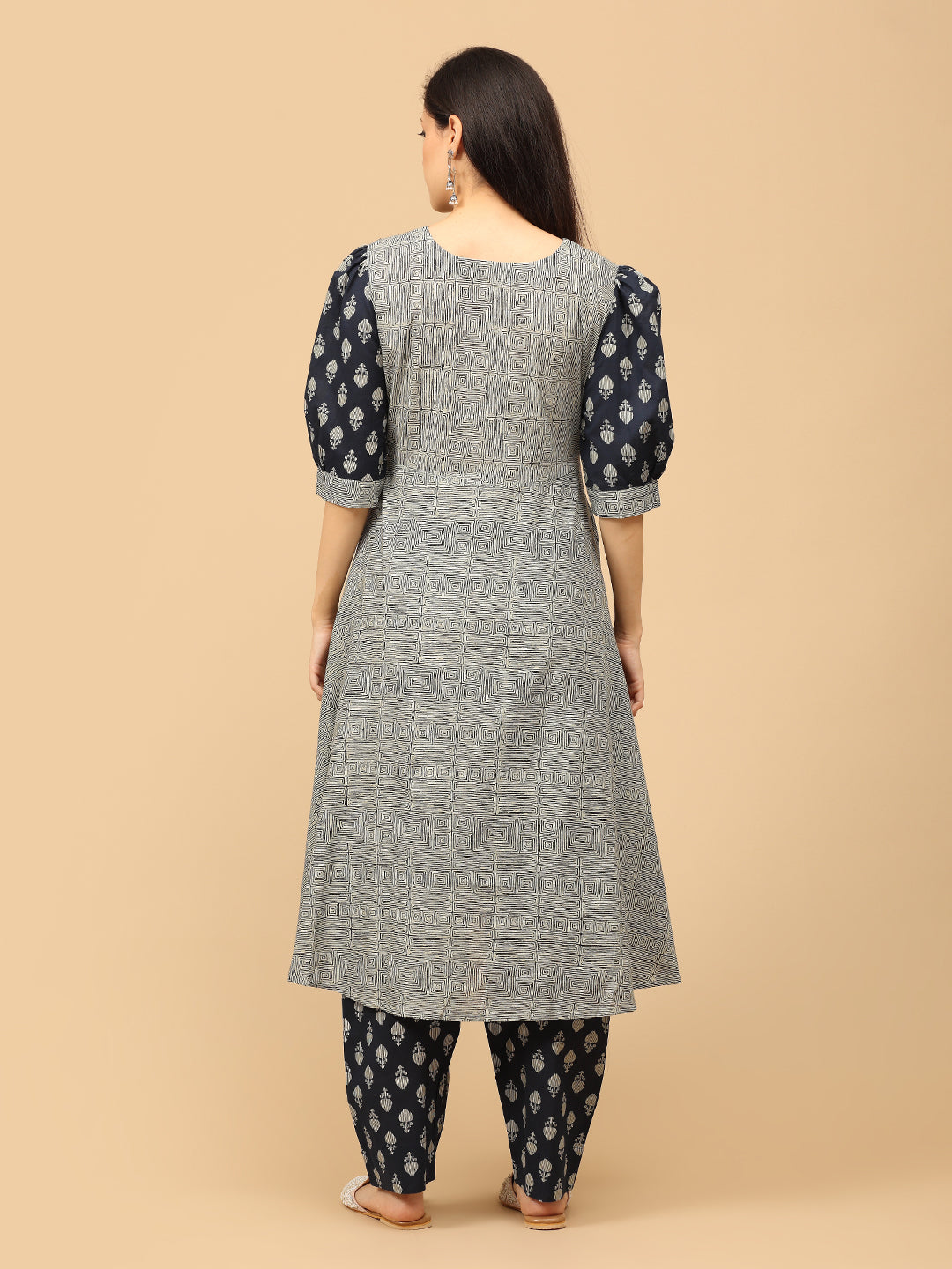 Shape Shifter Maternity and Nursing Kurta Set With Dupatta
