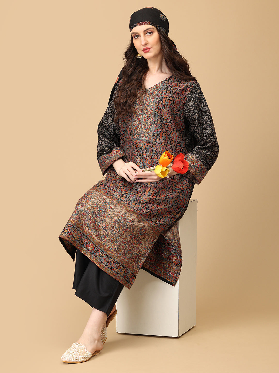 Siyah Khwab Womens Cashmilon Kurta Set with Shawl