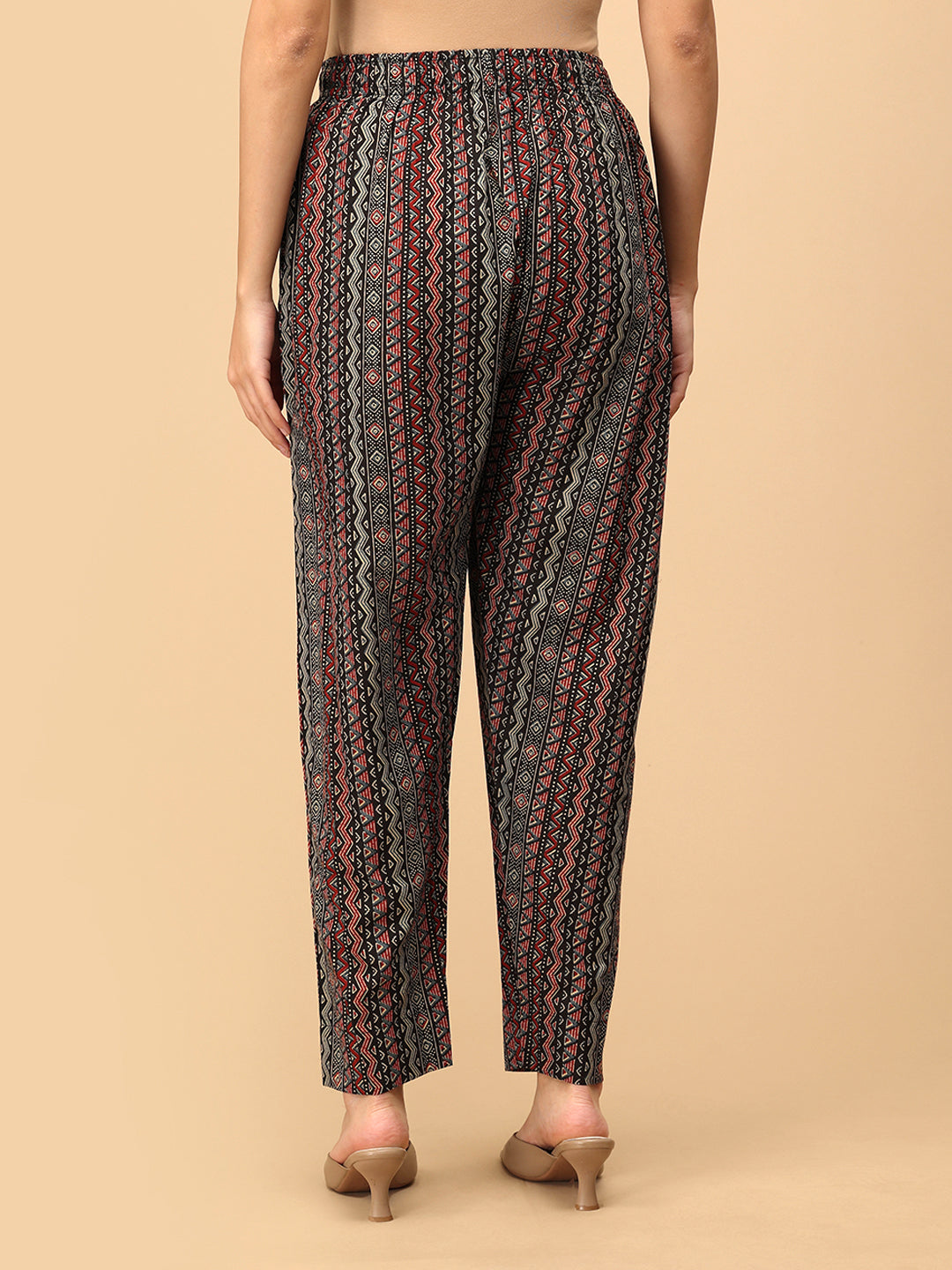 Siyah Maternity Straight Pants in black and red zigzag print with elasticated waistband, back view