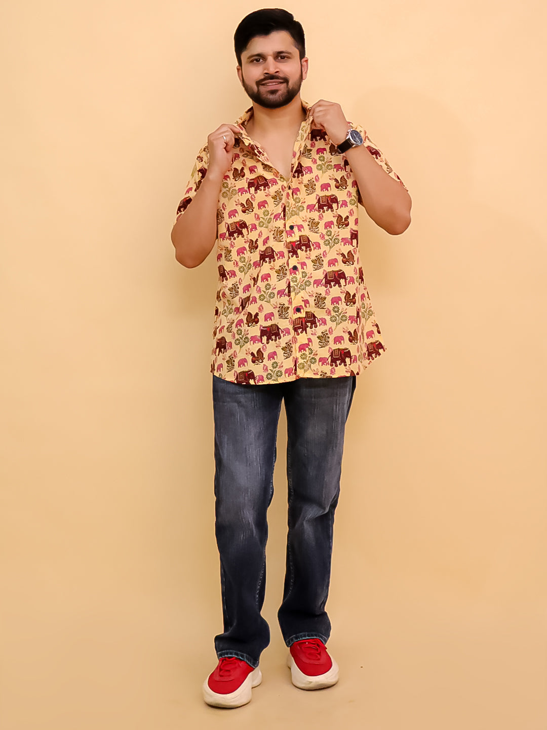 The Gentle Giant Elephant Print Men's Shirt