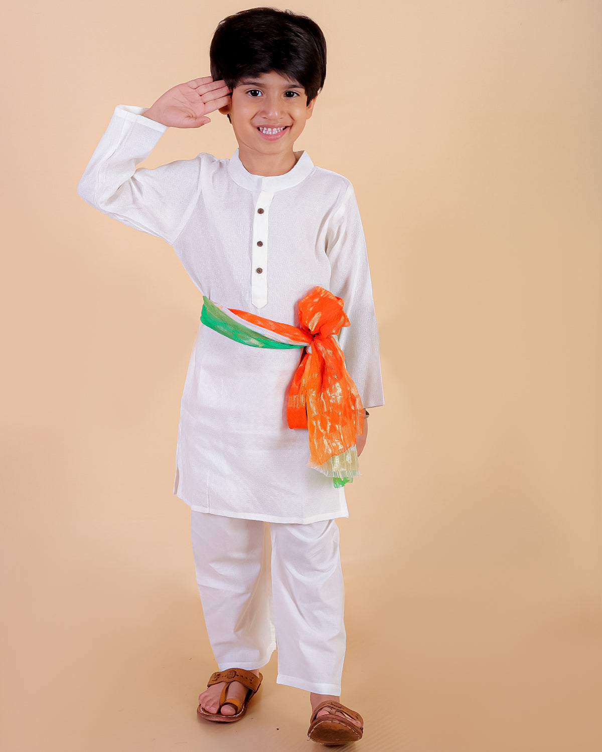 Timeless White Boys Kurta Pajama Set With Tiranga Dupatta