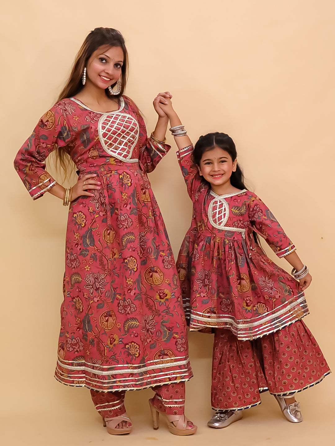 Twinning Combo-Aangan Aabha Womens Kurta Set with Girls Anarkali Sharara Set