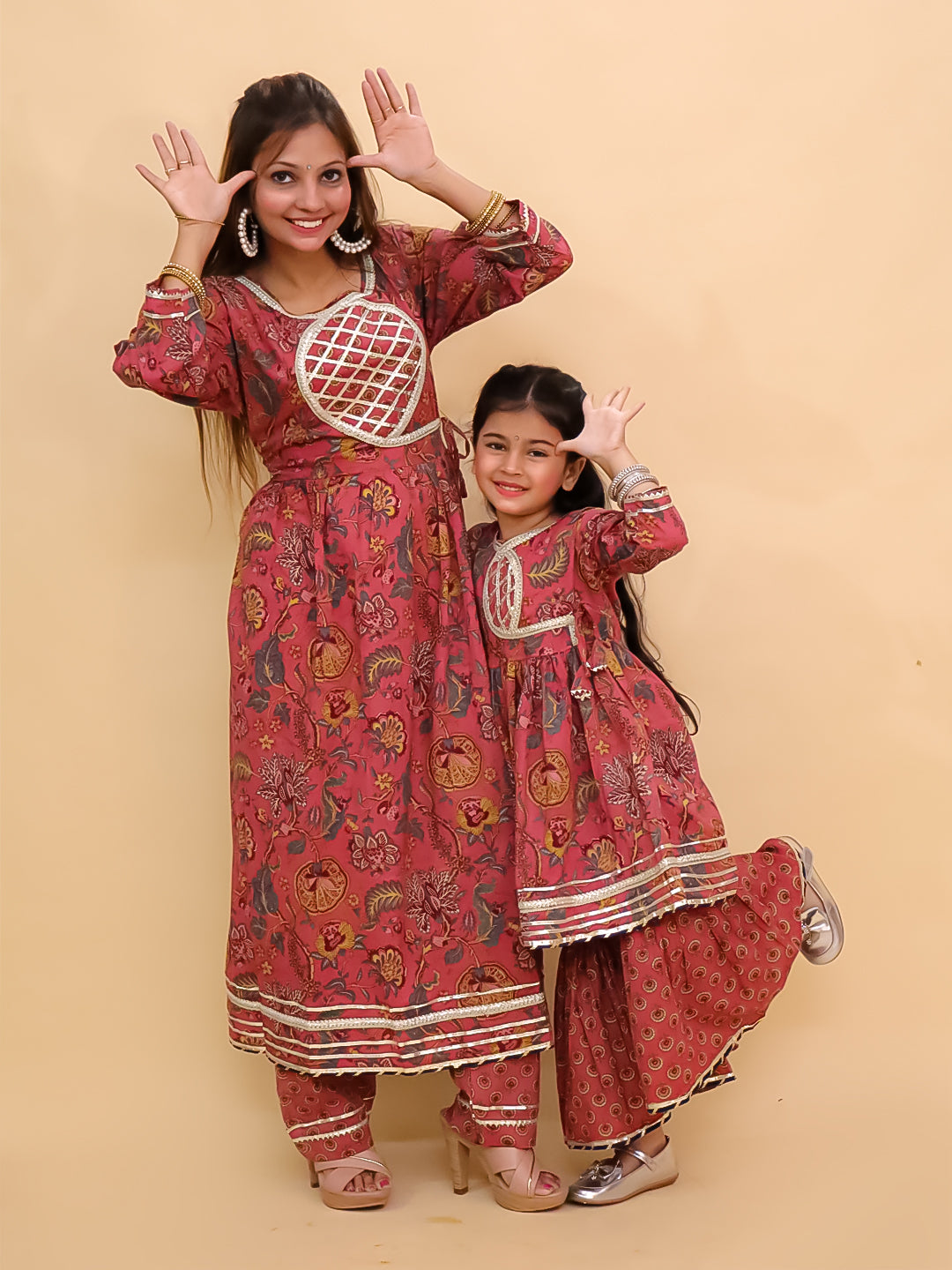 Twinning Combo-Aangan Aabha Womens Kurta Set with Girls Anarkali Sharara Set