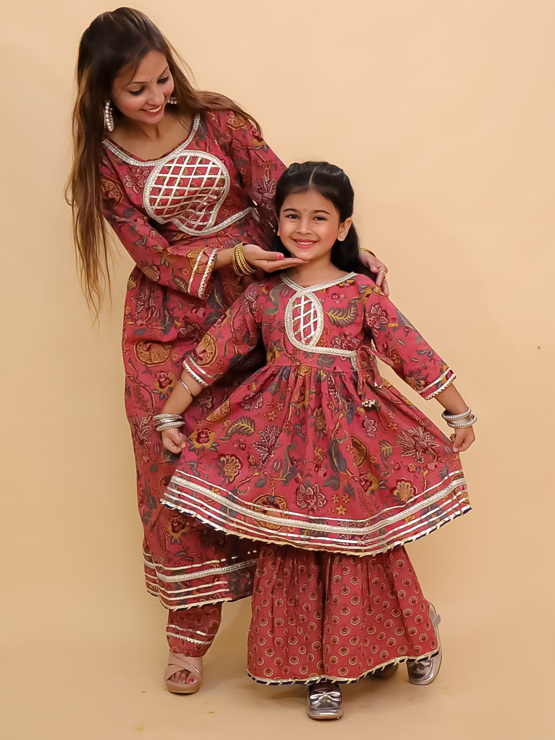 Twinning Combo-Aangan Aabha Womens Kurta Set with Girls Anarkali Sharara Set