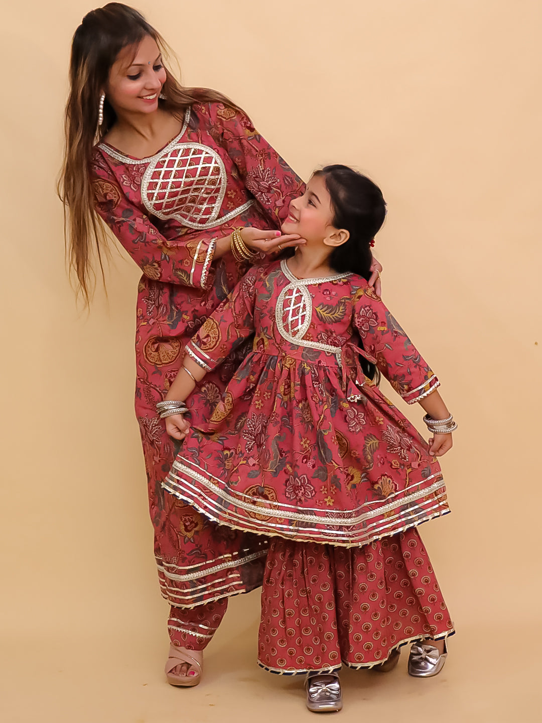 Twinning Combo-Aangan Aabha Womens Kurta Set with Girls Anarkali Sharara Set