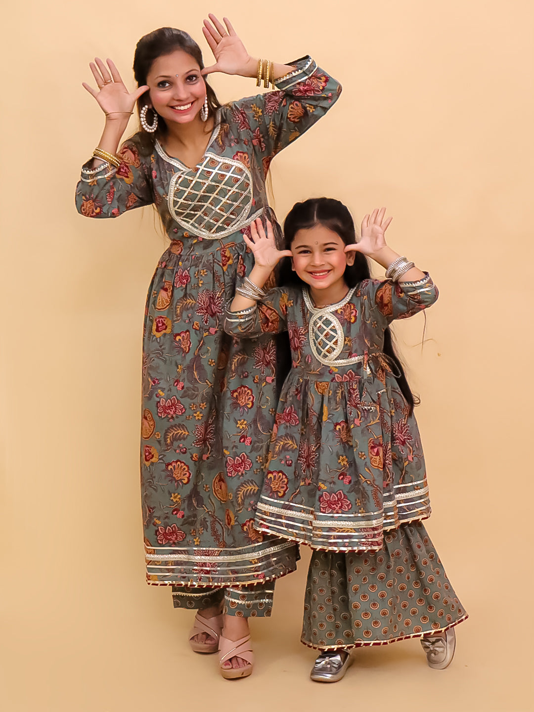 Twinning Combo- Tealrang Womens Kurta Set with Girls Anarkali Sharara Set