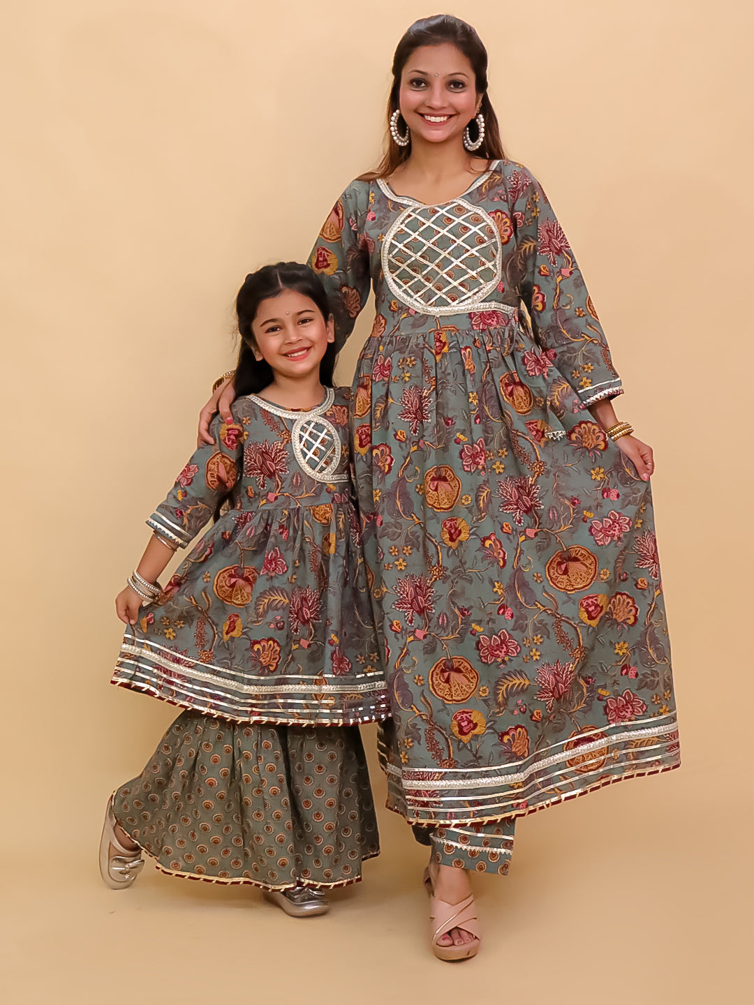 Twinning Combo- Tealrang Womens Kurta Set with Girls Anarkali Sharara Set