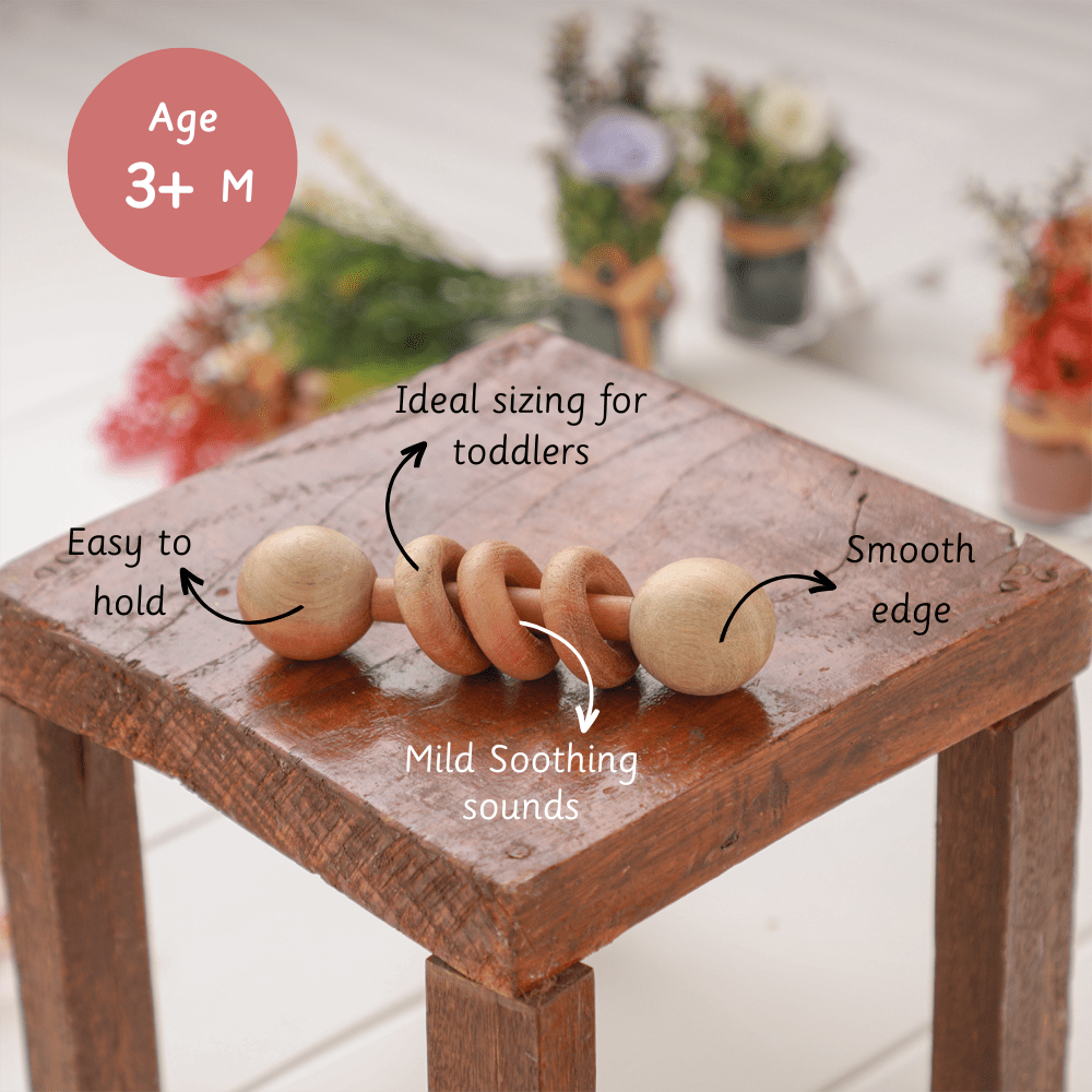 Ariro Toys Wooden rattle - Dumbbell with rings - ARR001