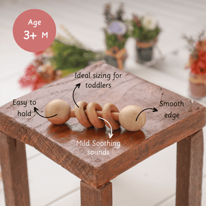 Ariro Toys Wooden rattle - Dumbbell with rings - ARR001