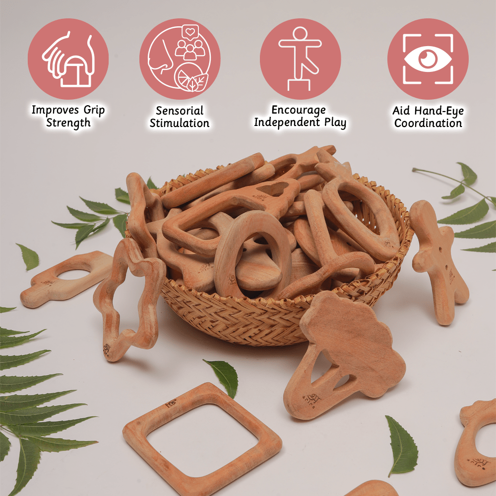 Ariro Toys Wooden Teethers - Strawberry & Broccoli - ARTS004