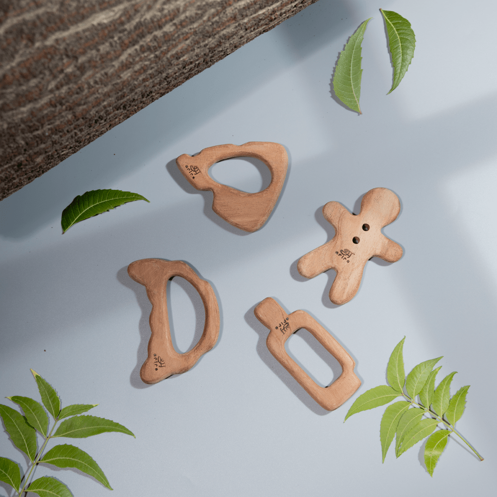 Ariro Toys Wooden Teethers - Treats - ARTS003