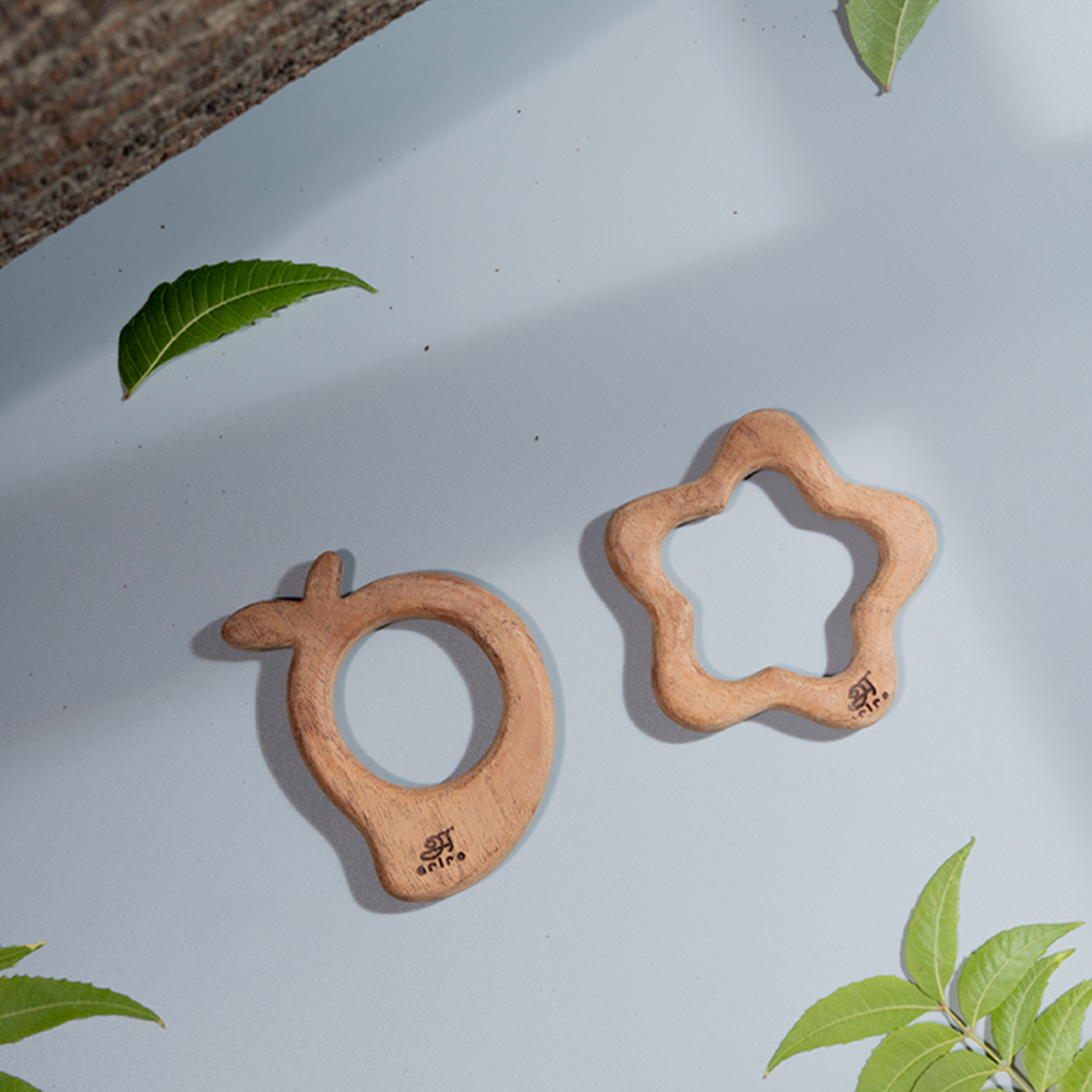 Ariro Toys Wooden Teethers-Mango & Star