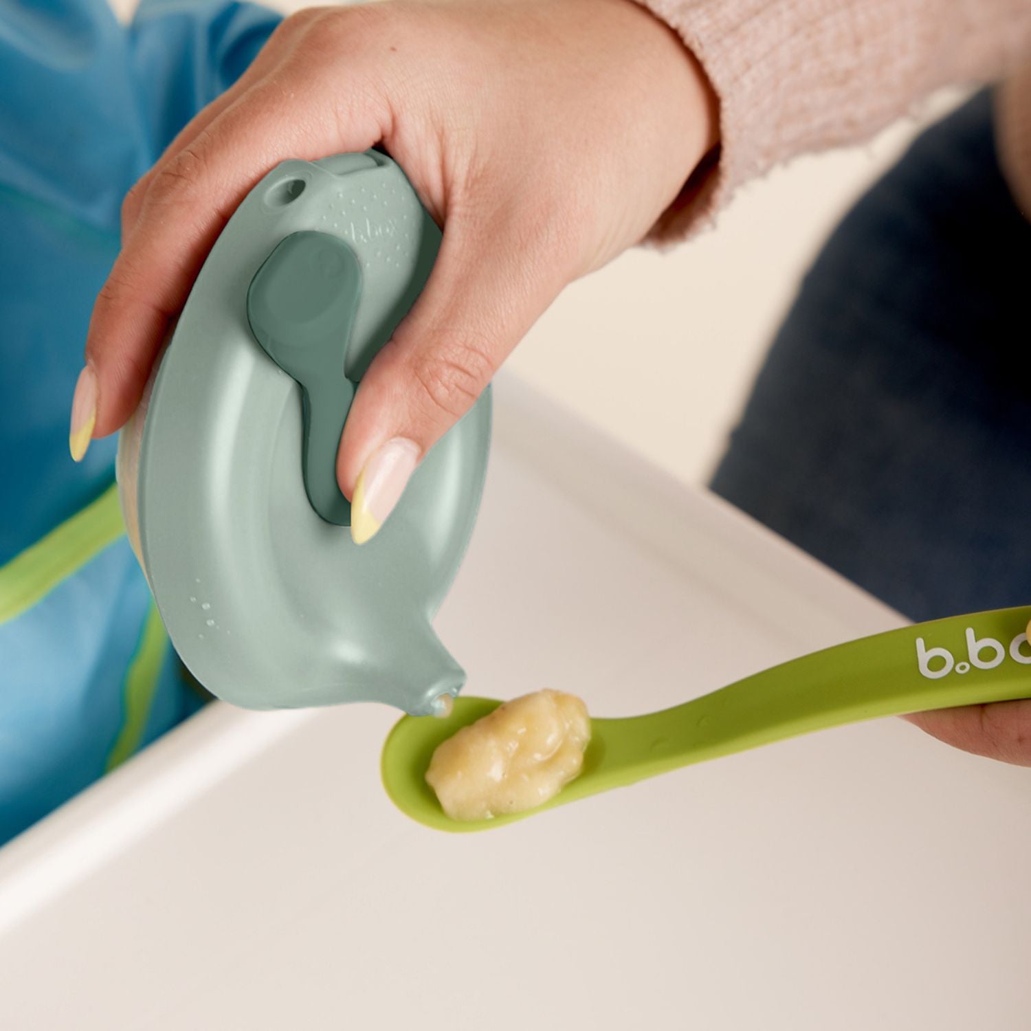 b.box Fill + Feed Silicone Feeding Pouch Sage Green - 100110