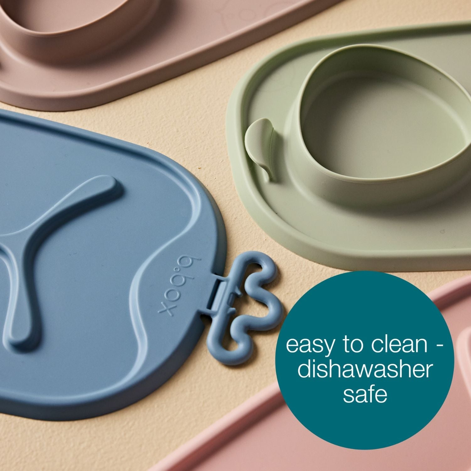 b.box Roll & Go Mealtime Silicone Mat with Spoon Ocean Blue - 101308