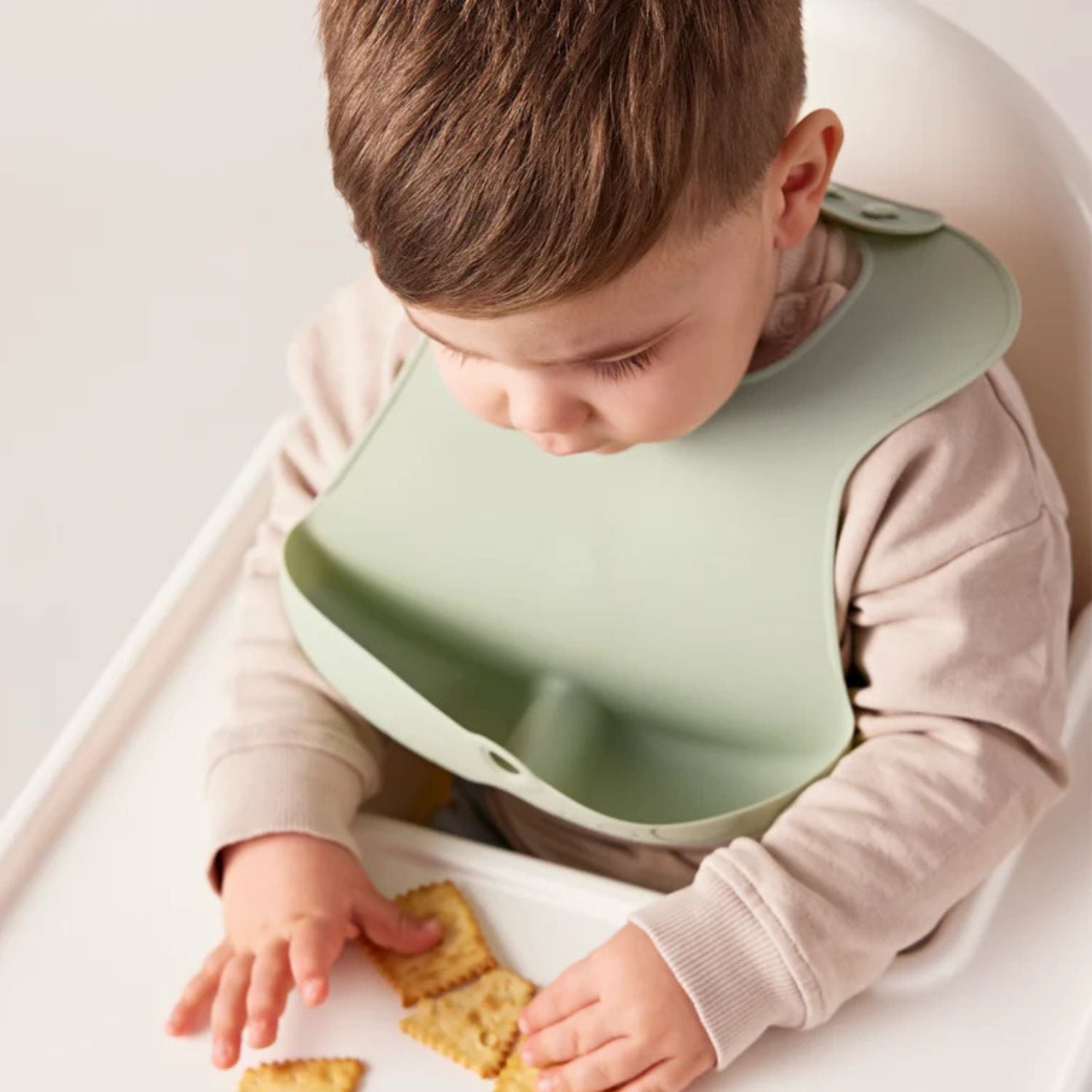 b.box Silicone Bib Sage Green - 101210