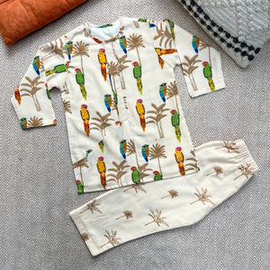 Bhaakur Chanderi 'Parrot Party' Kurta Set for Boys | The Mom Store - 0-6Months Kurta Pyjama Set