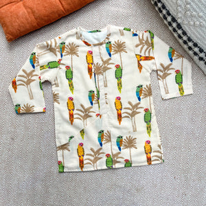 Bhaakur Chanderi 'Parrot Party' Kurta Set for Boys | The Mom Store - 0-6Months Kurta Pyjama Set