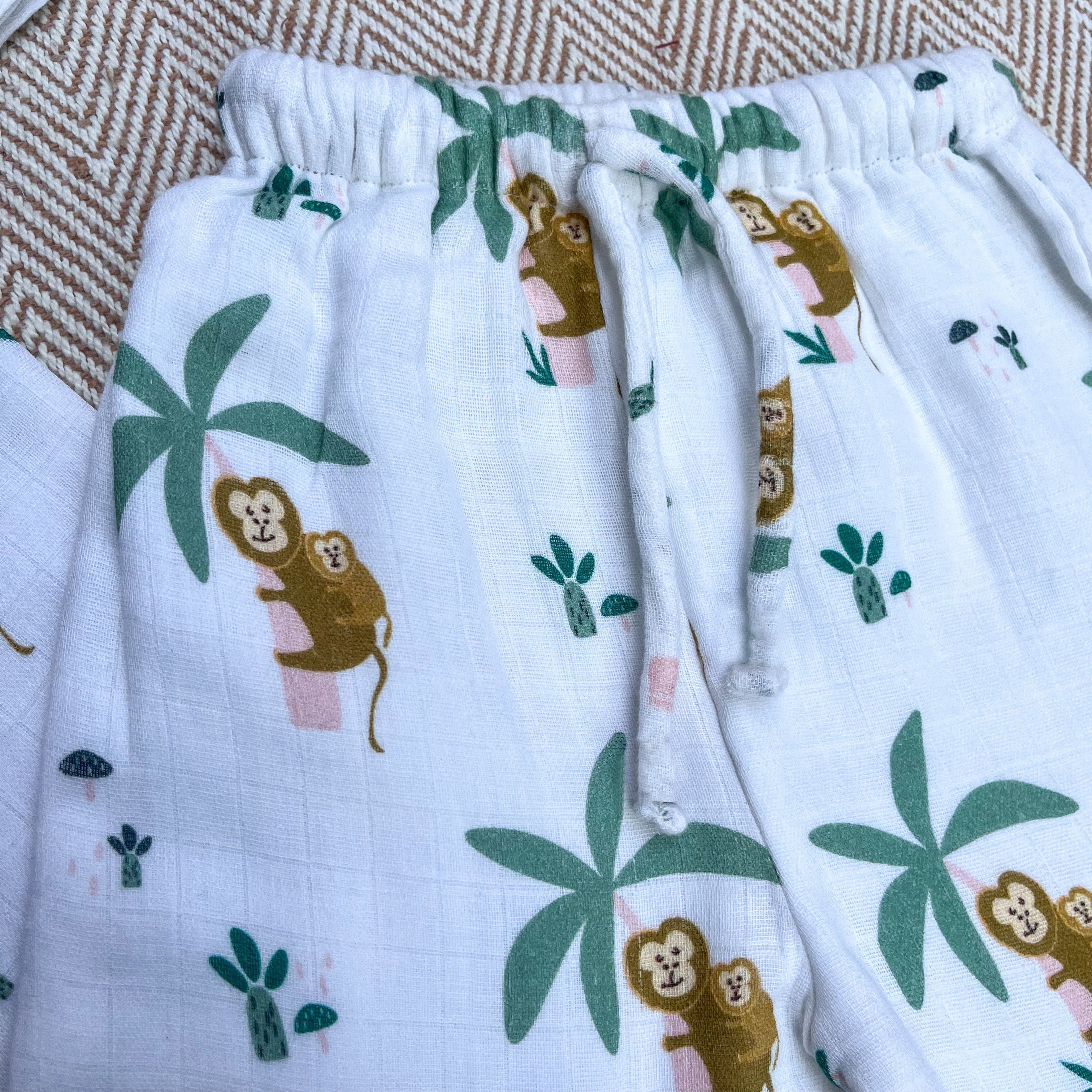 Bhaakur Muslin Full Sleeves Jhabla Set - Monkeying around - MU - SET - W - MON - 3 - 6 Months