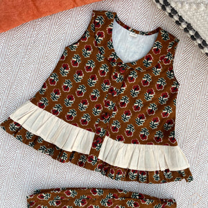 Bhaakur Organic Cotton Brown Floral Co-ord Set | The Mom Store - 0-6 months Top Bottom Set