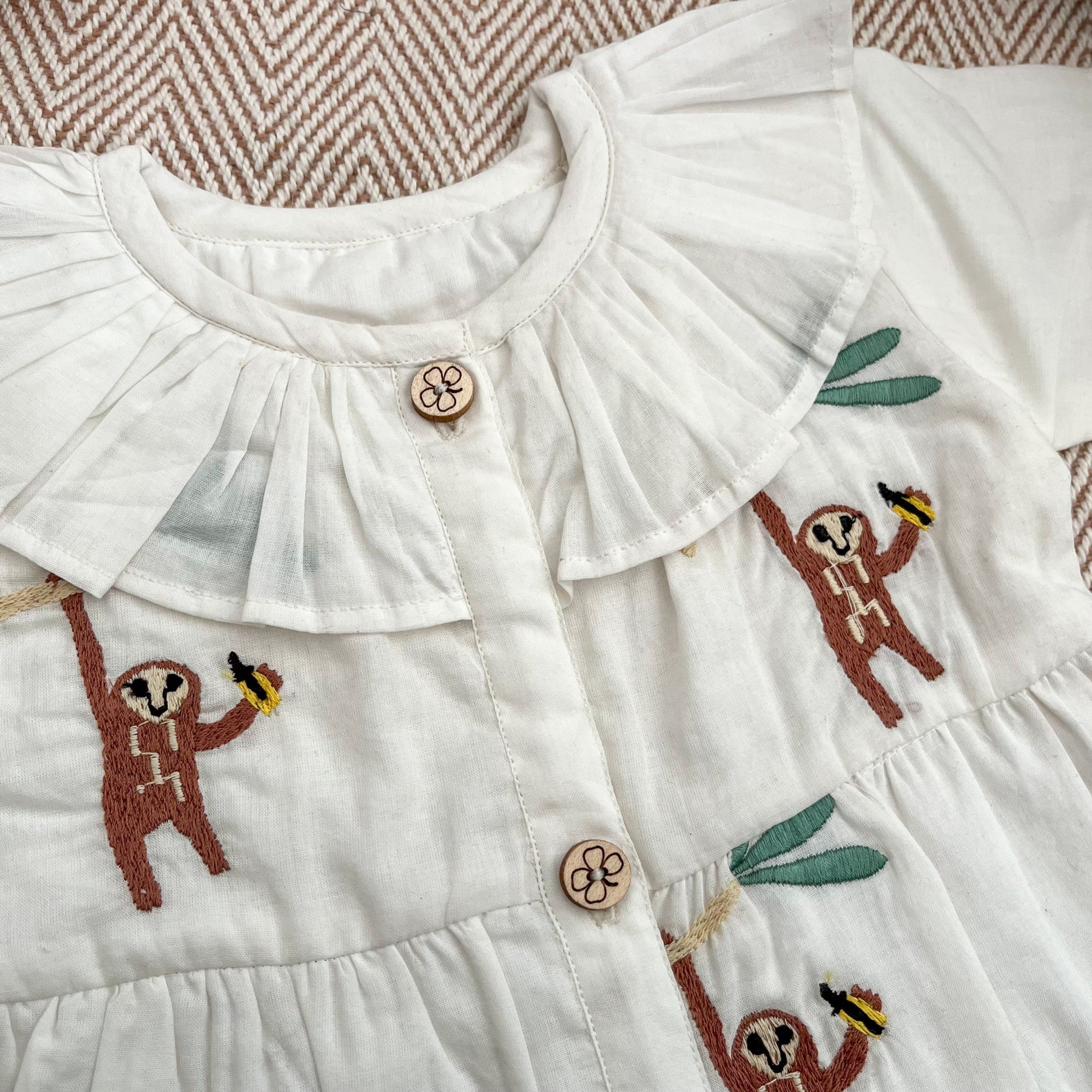 Bhaakur Organic Cotton Frock Infants And Toddlers Monkey - White - FROCK - MON - EMB - 3 - 6M
