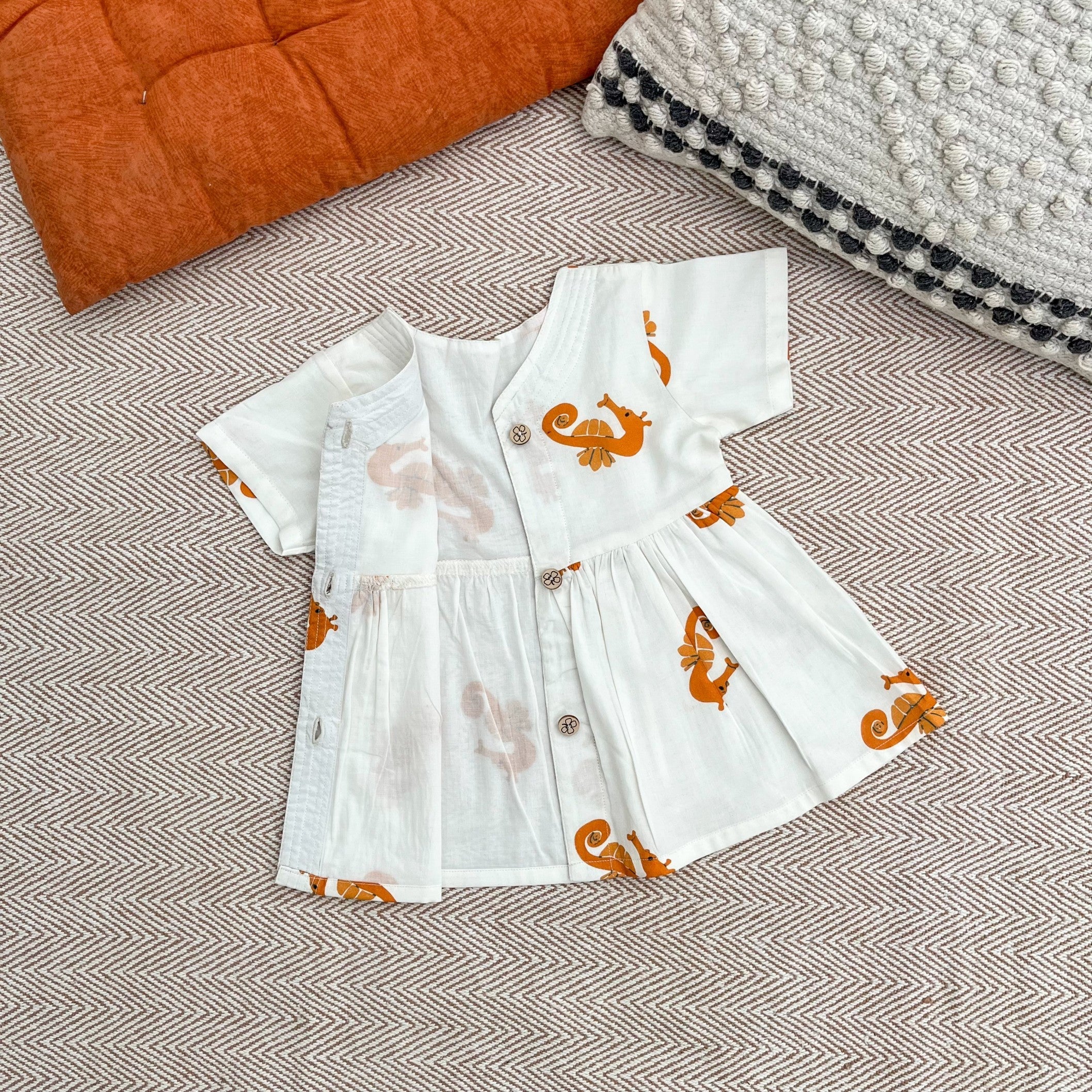 Bhaakur Organic Cotton Frock Infants And Toddlers Seahorse Print - White - FROCK - SHORSE - PRINT - 3 - 6M