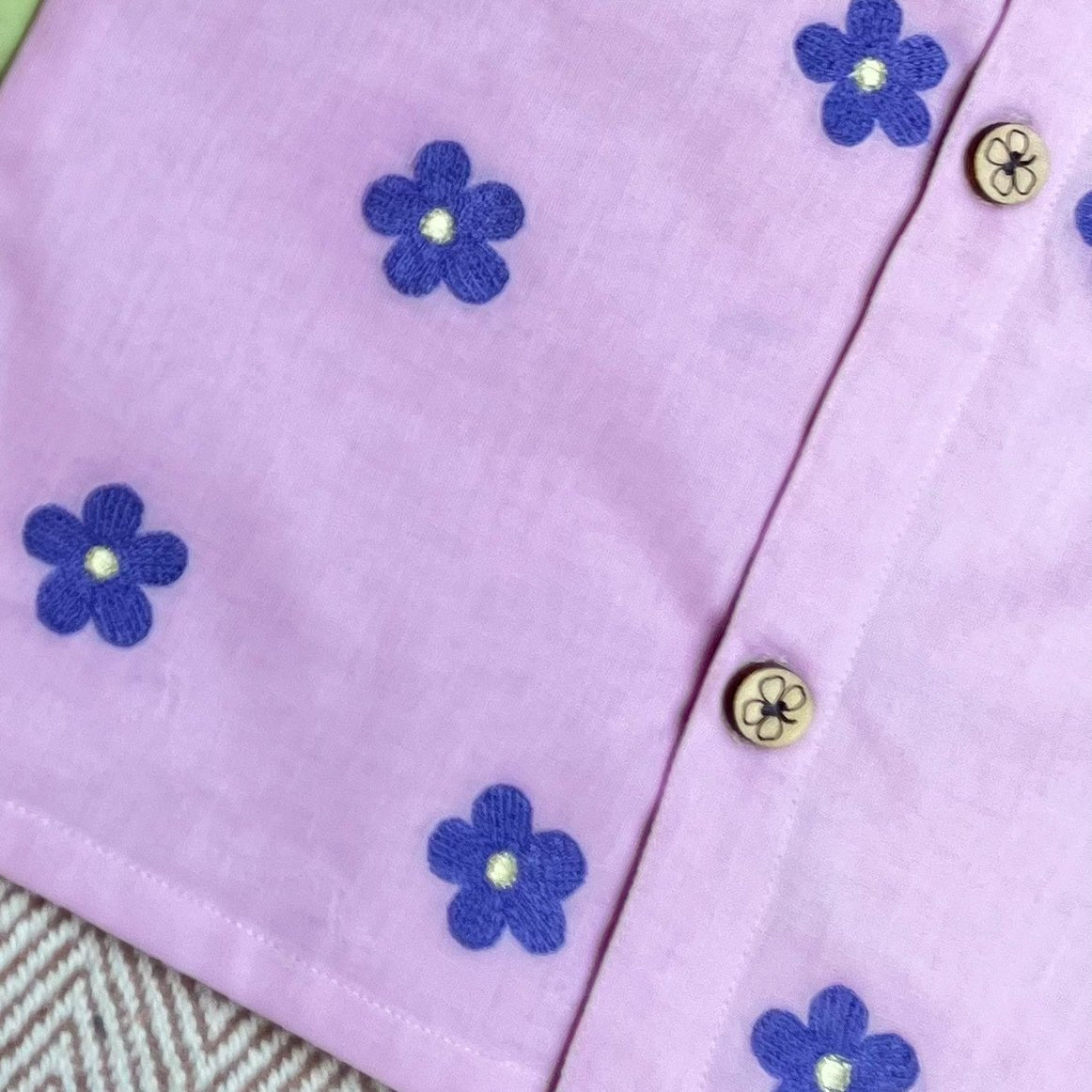 Bhaakur Organic Cotton Full Sleeves Jhabla Pack of two - Daisy and Cat - SET - LG - DAI - CAT - 0 - 3 Months