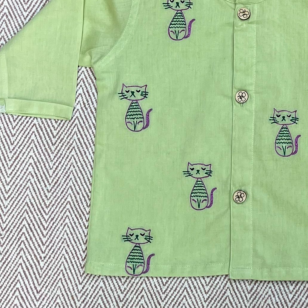Bhaakur Organic Cotton Full Sleeves Jhabla Pack of two - Daisy and Cat - SET - LG - DAI - CAT - 0 - 3 Months