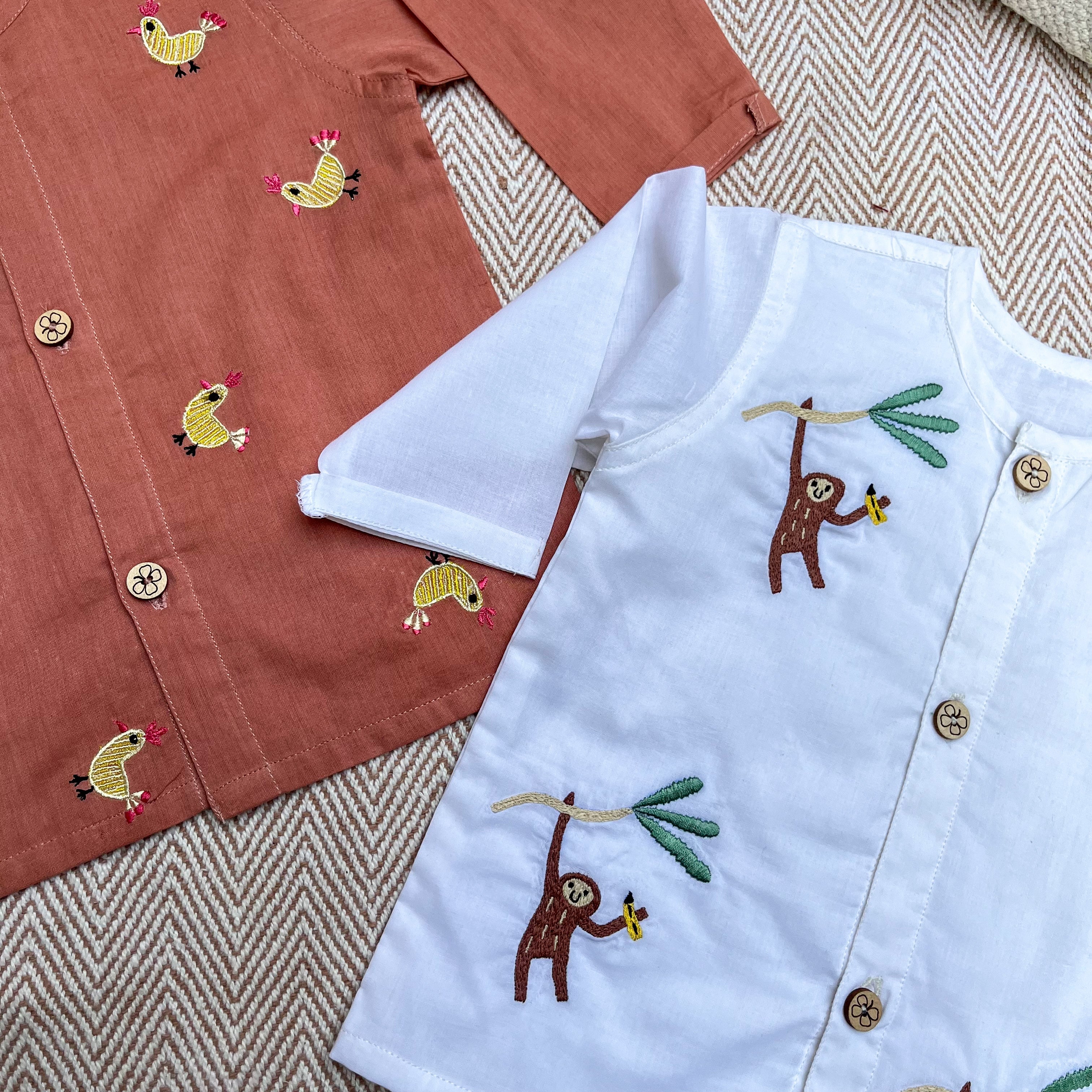 Bhaakur Organic Cotton Full Sleeves Jhabla Pack of two - Monkey and Hen - SET - WB - MO - HE - 0 - 3 Months