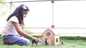 Birch Barn House and Farm Animals Set of 6 - Pretend & Play Toys