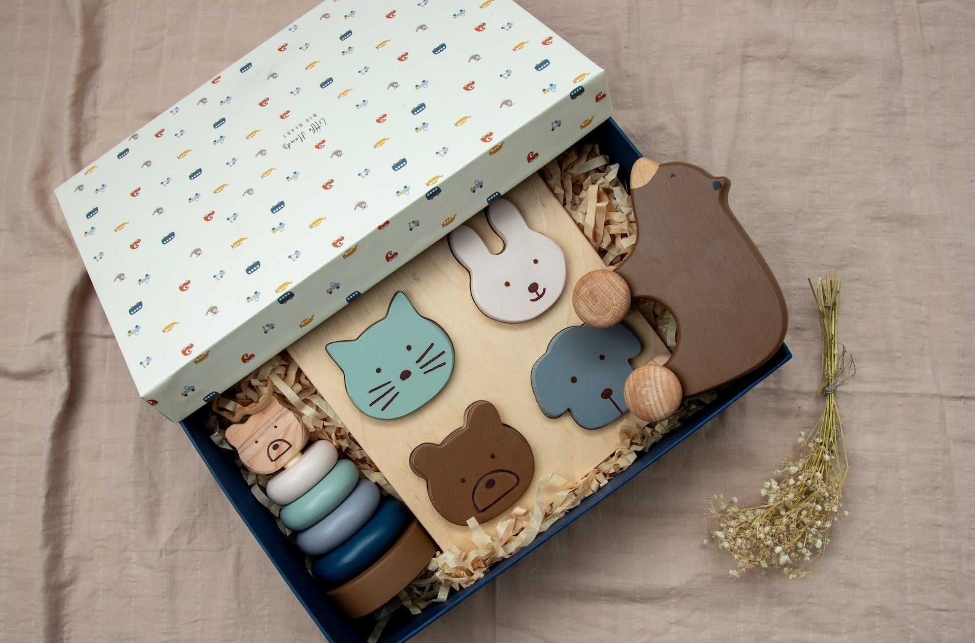 Birch & Bug Bear Toddler Gift Box – A Perfect First Birthday Gift - Gift Box
