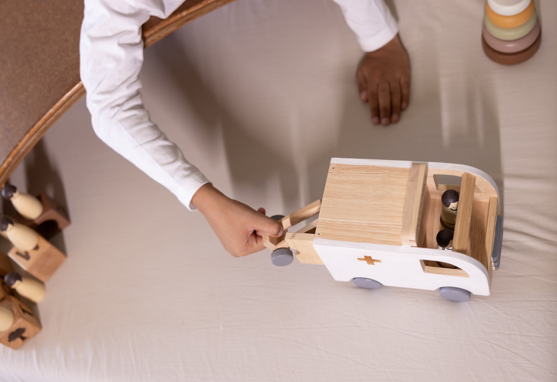 Birch & Bug Care - Cruiser Ambulance - Wooden Vehicles