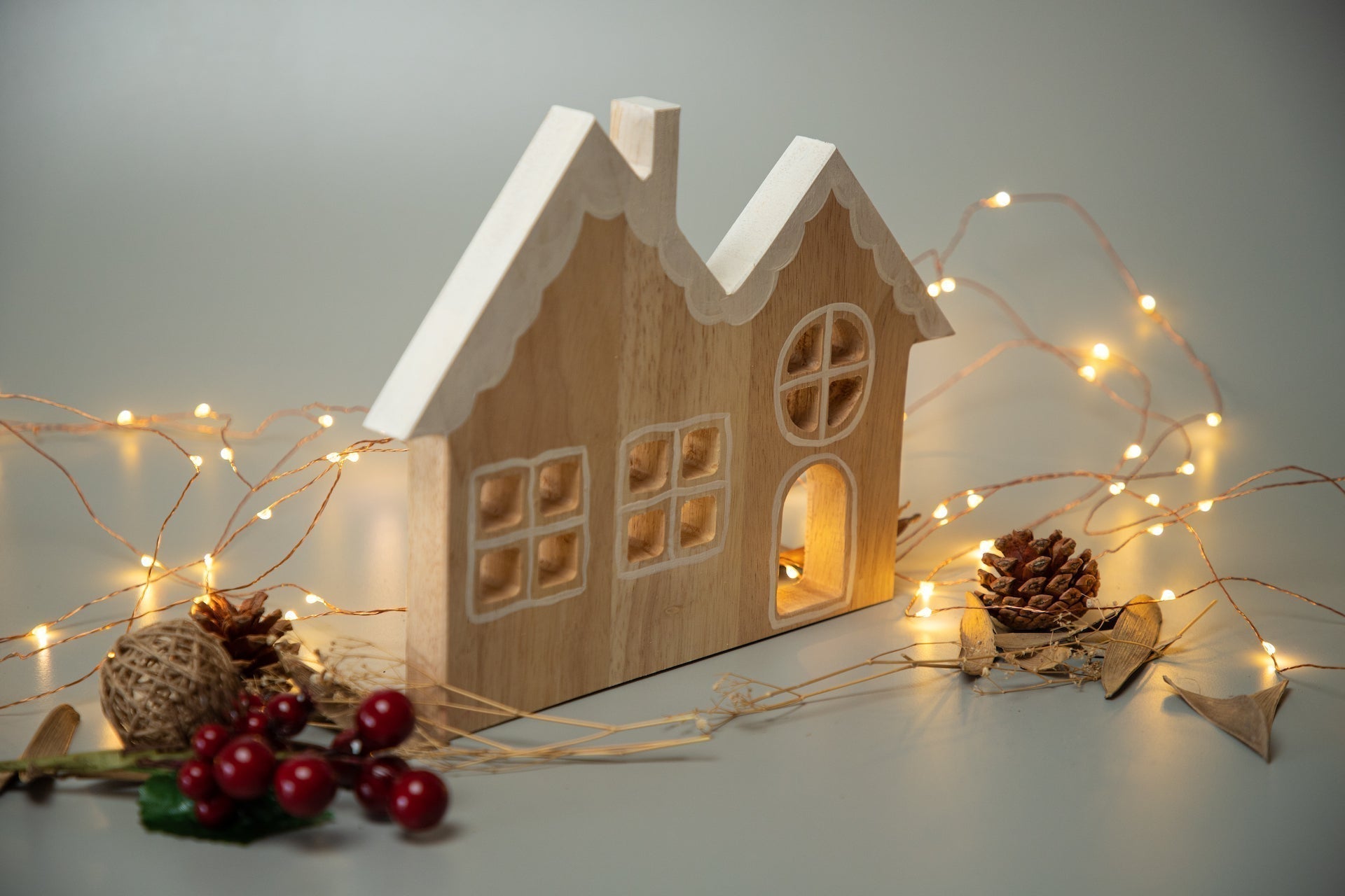 Birch & Bug Christmas Gingerbread House - Christmas Decor