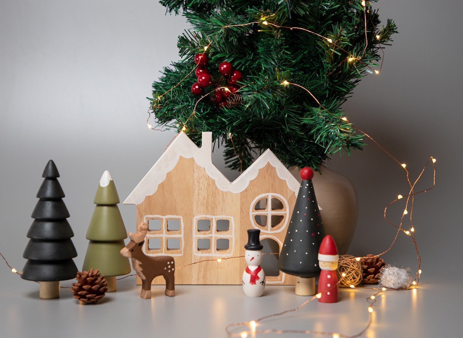 Birch & Bug Christmas Playset Gift Box - Age 2+ - Wooden Toys