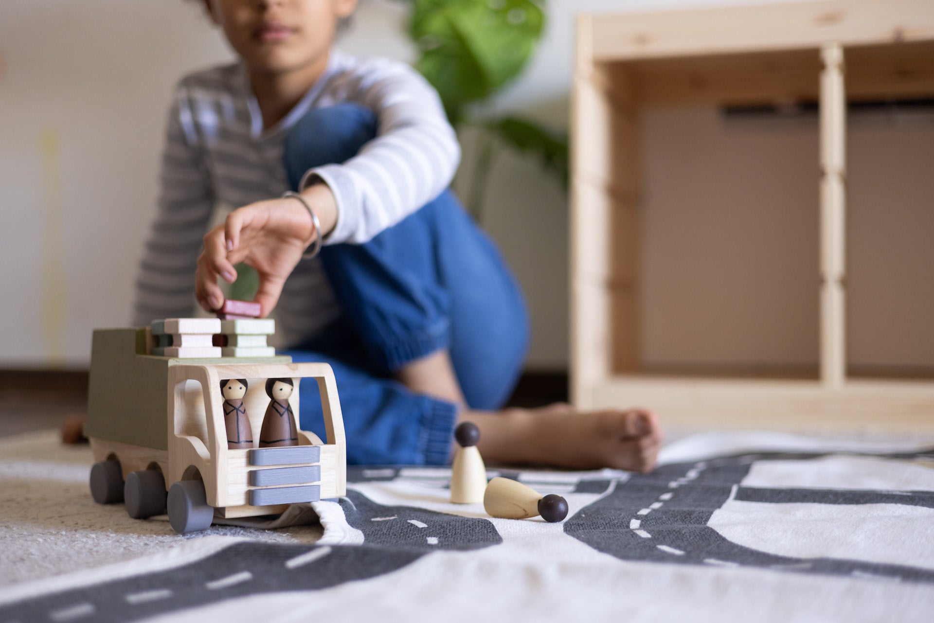 Birch & Bug Eco - Hauler Garbage Truck - Wooden Vehicles