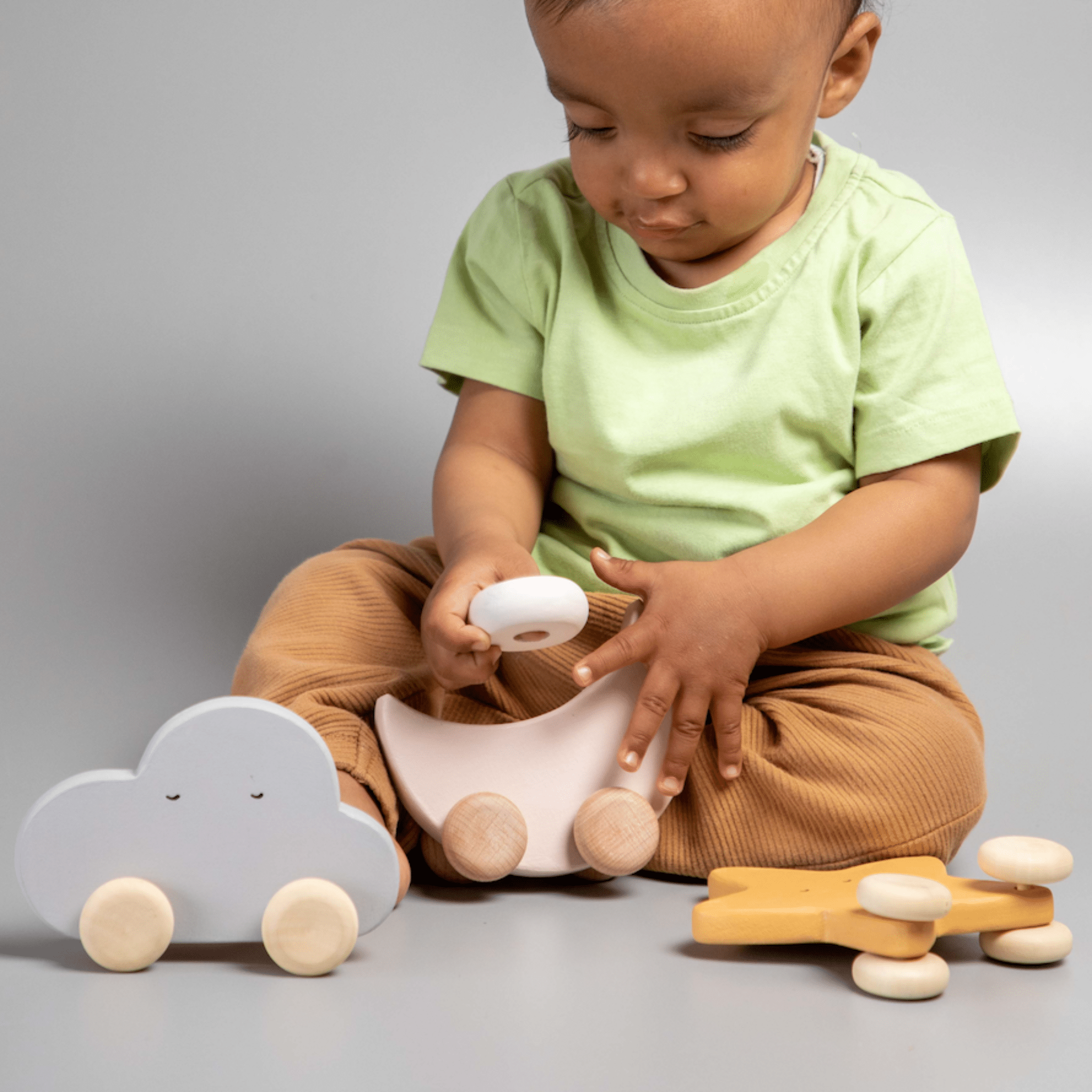 Birch & Bug Moon Roller Toy - BBRT0102