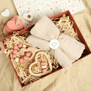 Birch & Bug NewBorn Giftbox With All My Heart - Set of 4 - Wooden Toys