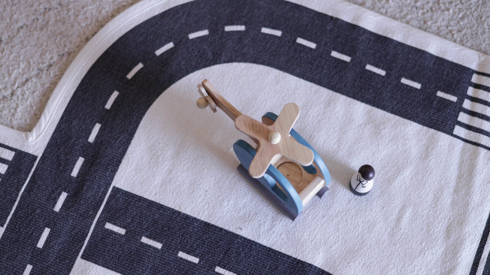 Birch & Bug Rescue - Rotor Helicopter - Wooden Vehicles