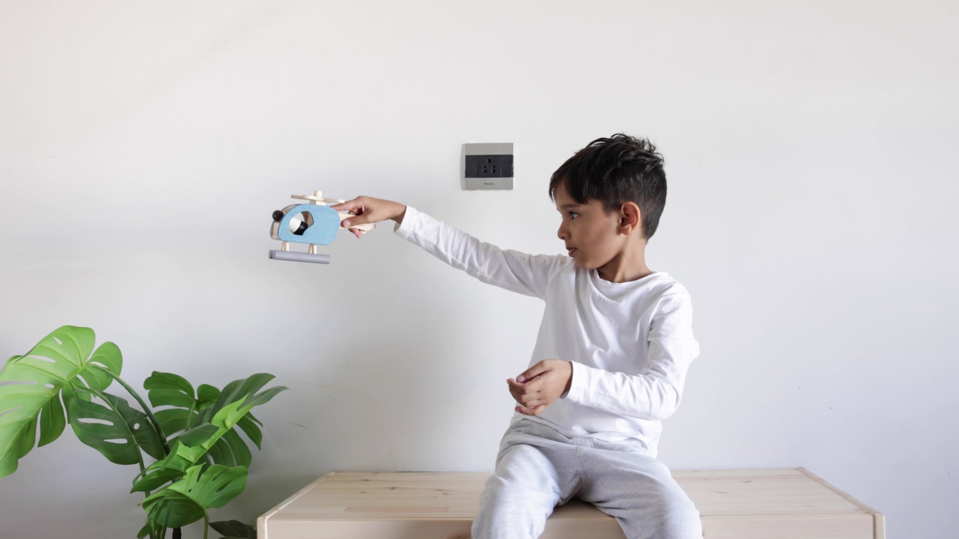 Birch & Bug Rescue - Rotor Helicopter - Wooden Vehicles