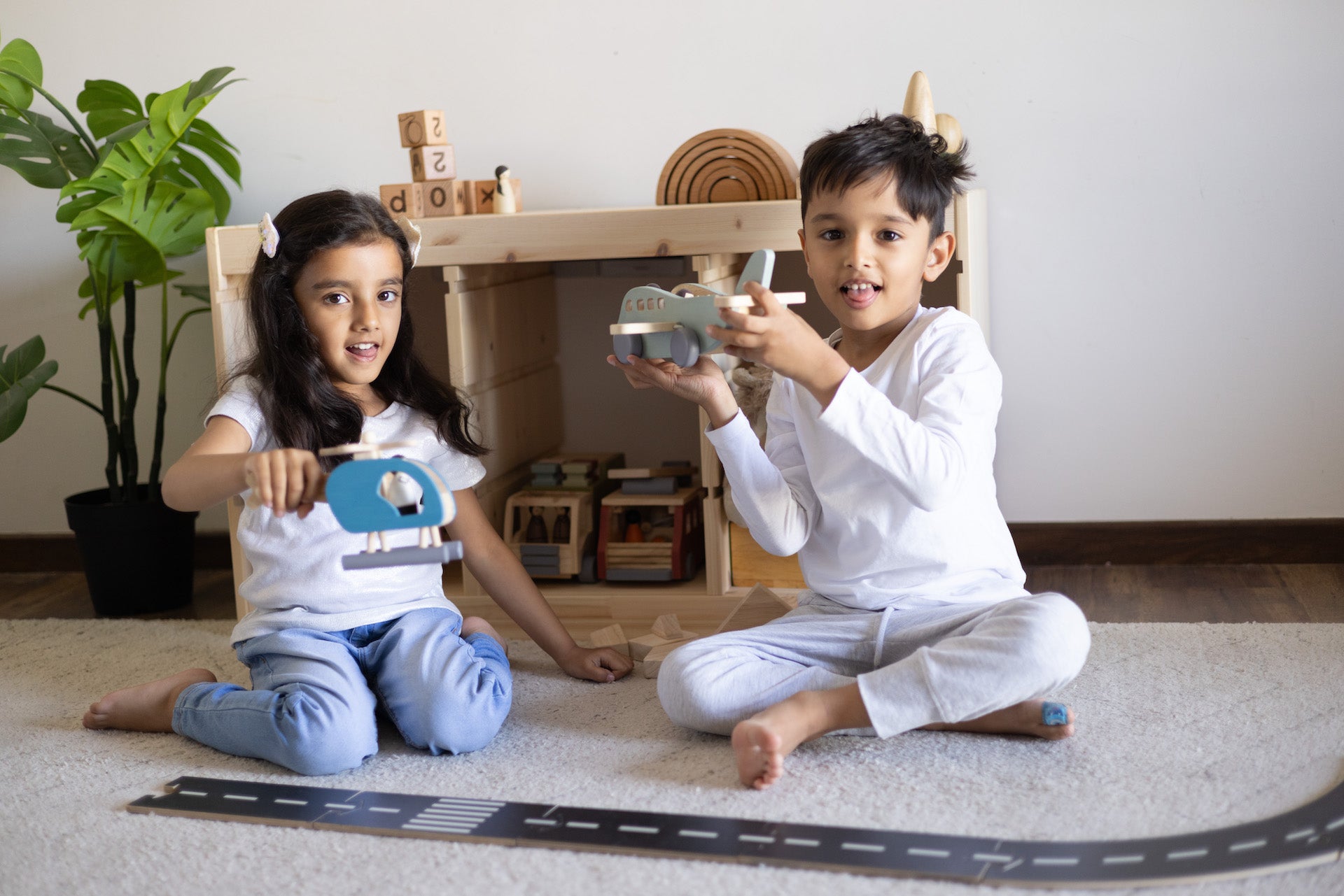 Birch & Bug Rescue - Rotor Helicopter - Wooden Vehicles