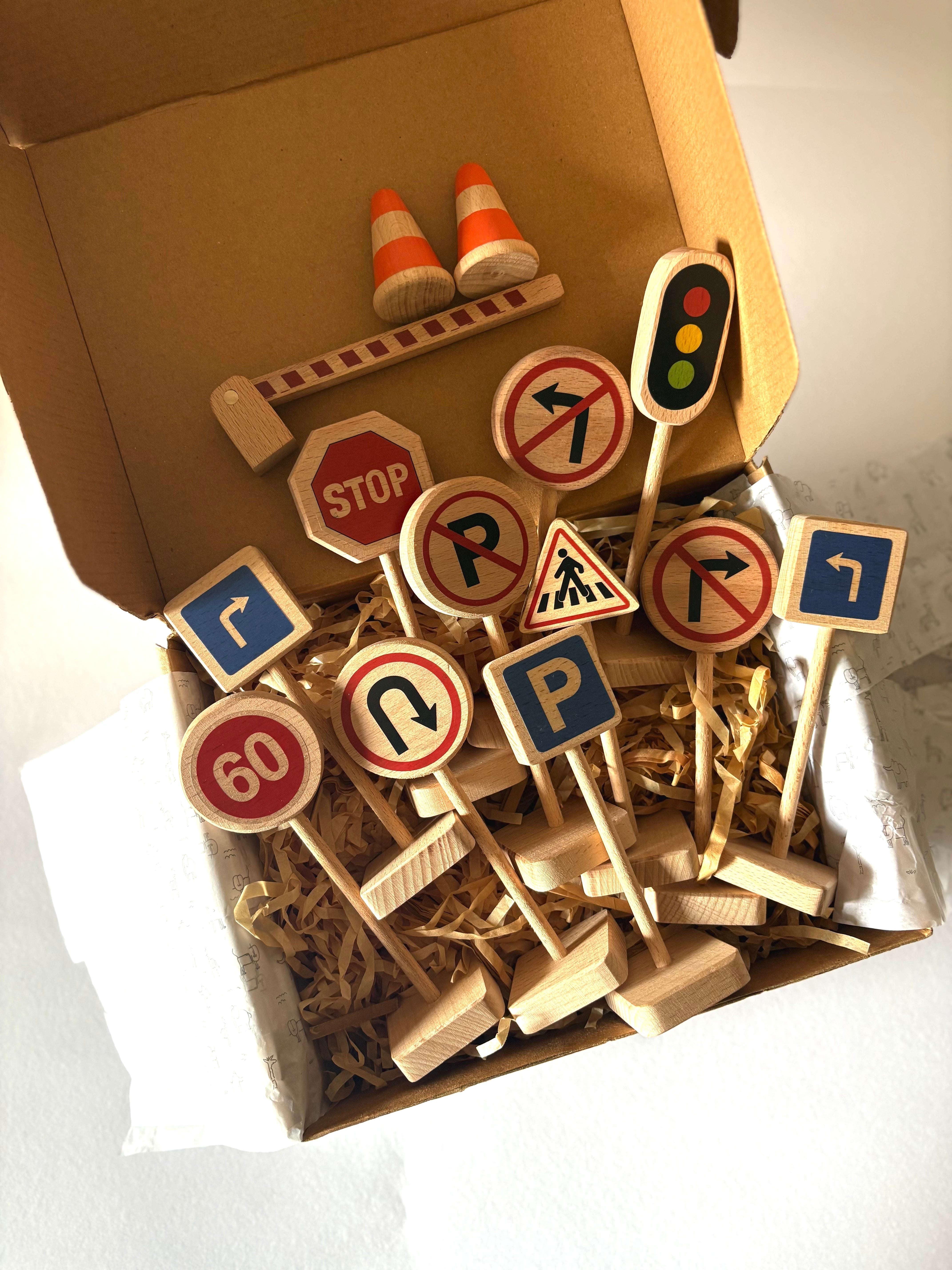 Birch & Bug Traffic Signs - Set of 14 - Wooden Vehicles