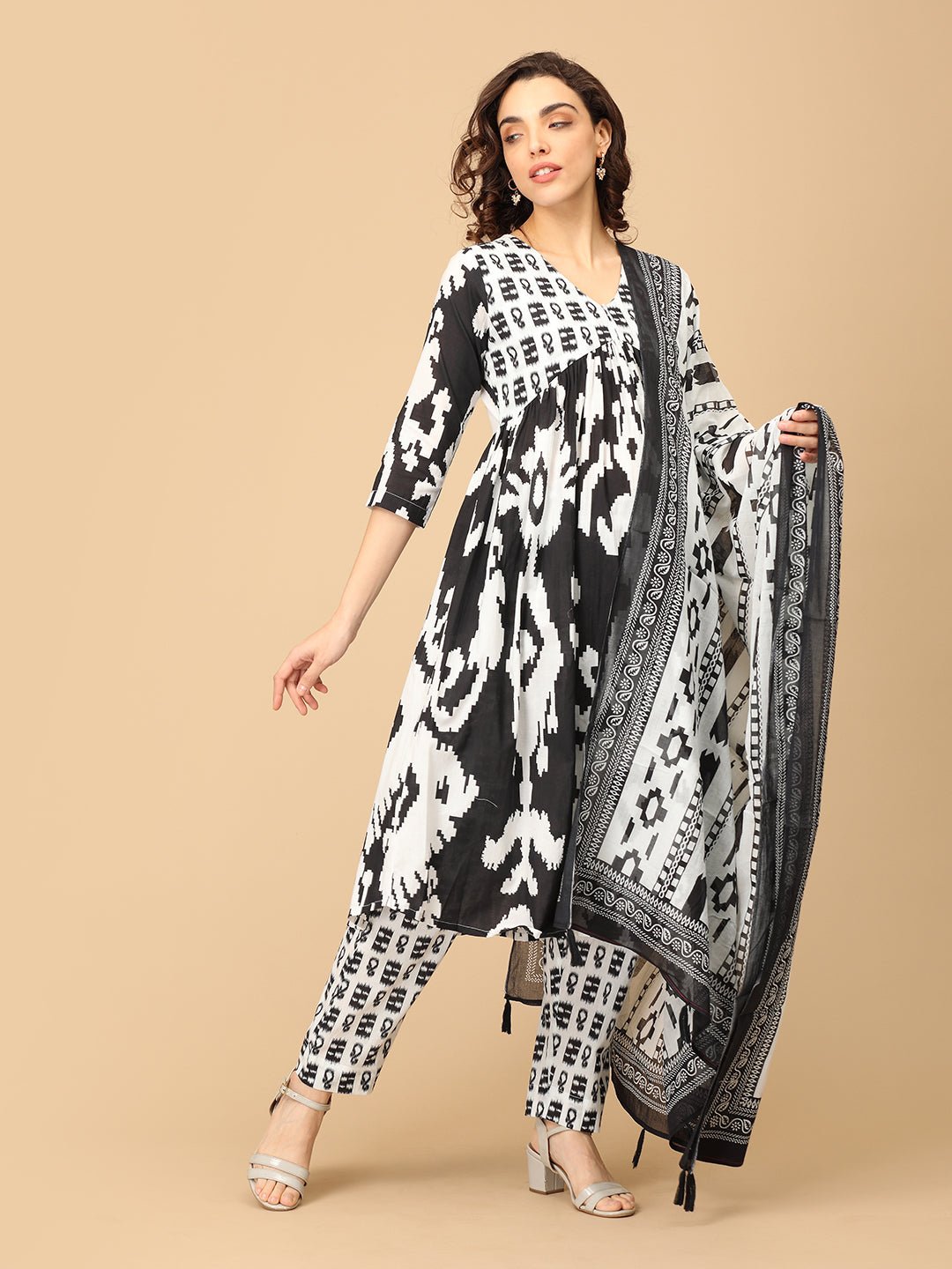 Bold Bindi Maternity and Nursing Kurta Set With Dupatta - MEW - SK - BLDBN - S