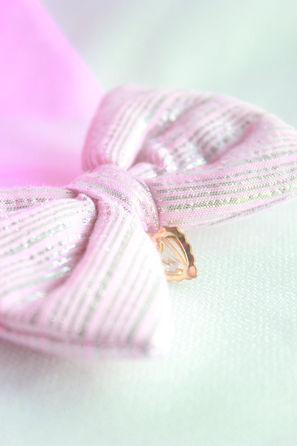 CHOKO Set of 3 Pastel Cotton Bow Hairclips with Heart Charms - CHK302